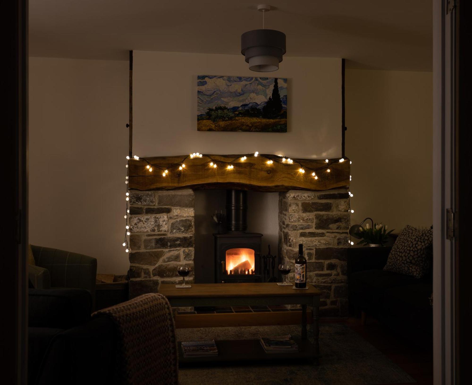 Family Country Cottage With Stunning Mountain Views Myddfai Eksteriør billede